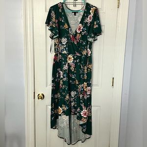 BCX High low floral dress, size 3x, brand new without tags